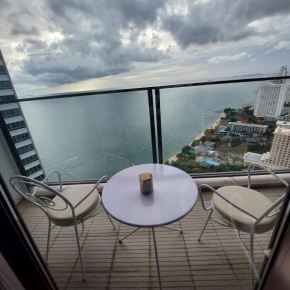 North Point Apartment in Pattaya  Паттайя